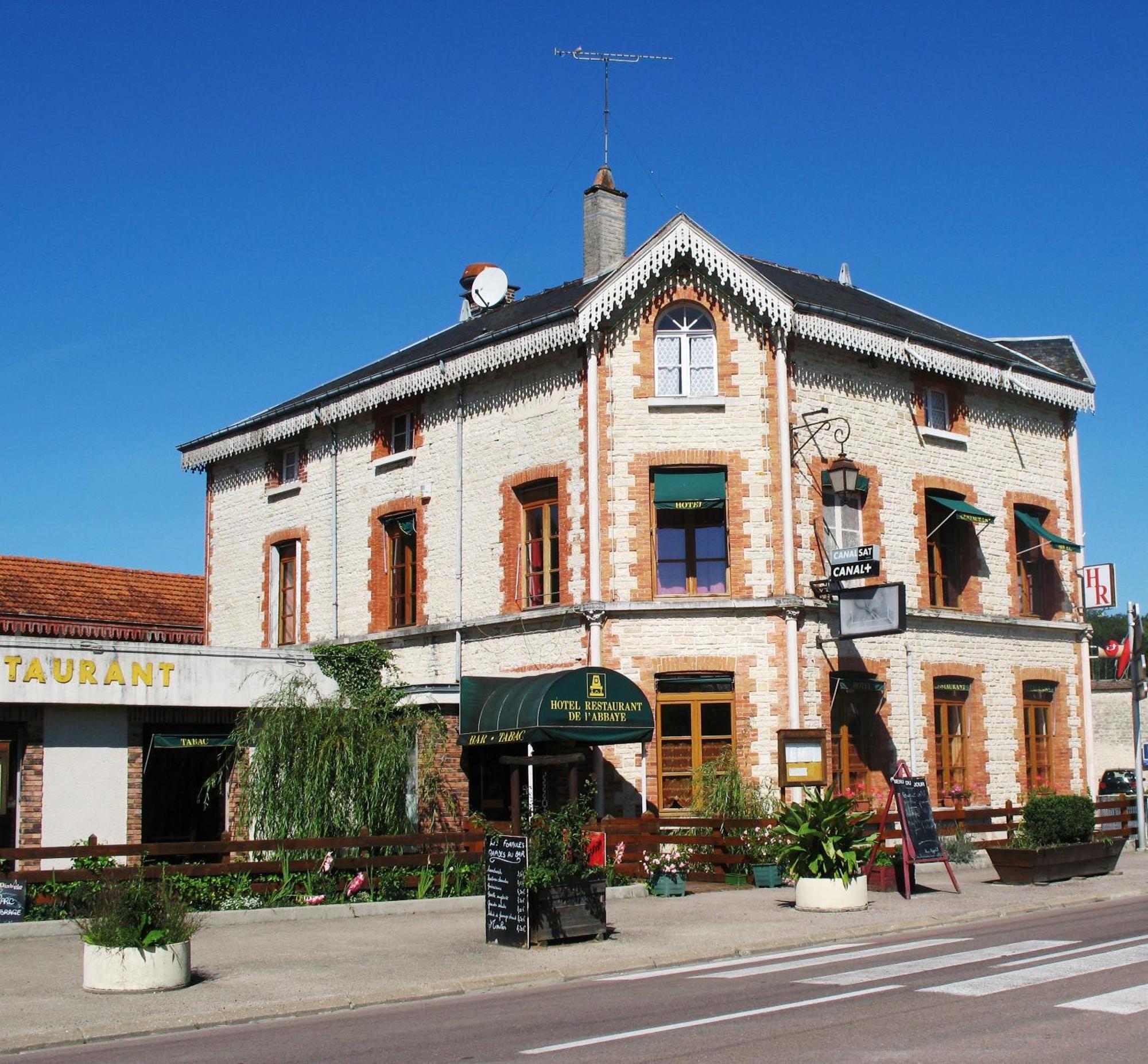 Hotel Restaurant De L'Abbaye Clairvaux Eksteriør bilde