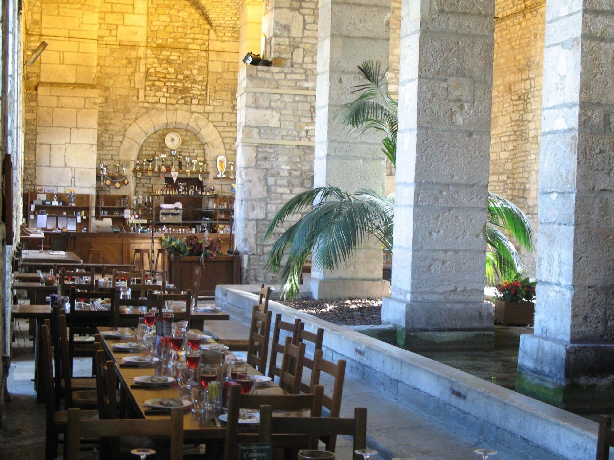 Hotel Restaurant De L'Abbaye Clairvaux Eksteriør bilde